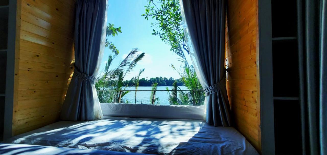 Riverfront Boutique Hotel Kampot